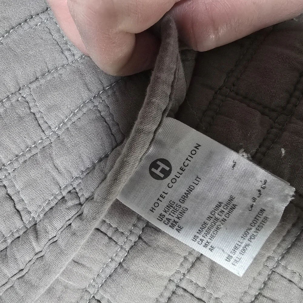 Elegant Gray Quilted Bedspread